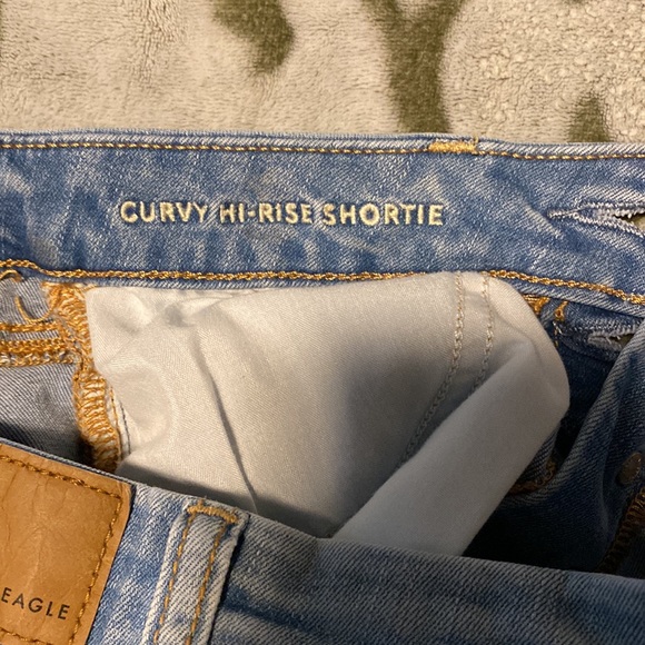 American Eagle curvy high rise shortie - Picture 3 of 4